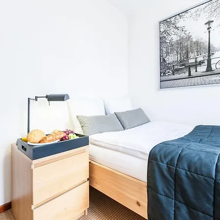 Short Group Staalmeesters Serviced شقة