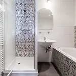 Apartmán Short Group Staalmeesters Serviced *