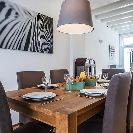Short Group Staalmeesters Serviced Apartment *