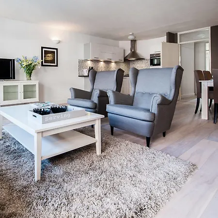 Short Group Staalmeesters Serviced Apartment *
