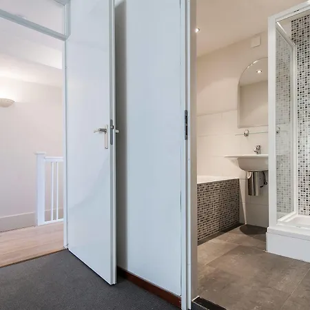 Short Group Staalmeesters Serviced Apartment *