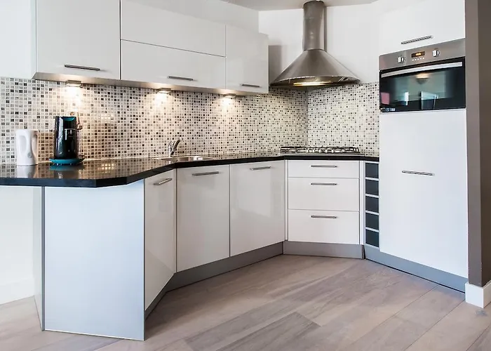 Apartamento Short Group Staalmeesters Serviced