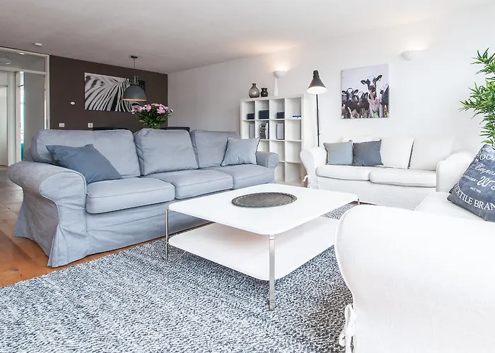 Apartamento Short Group Staalmeesters Serviced