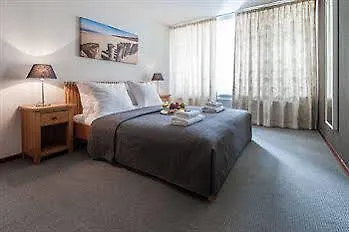 Short Group Staalmeesters Serviced Apartamento